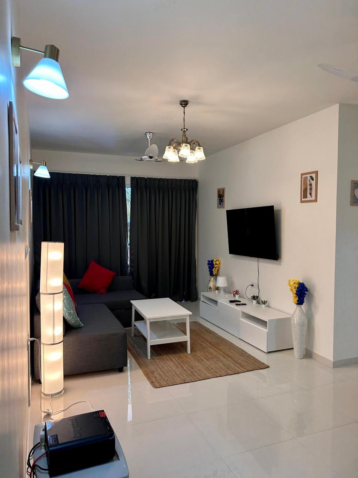 Pool And Garden View Good Stay Premium 2 Bhk Flat 104 Dabolim Buitenkant foto